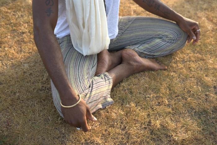 mudra hands close